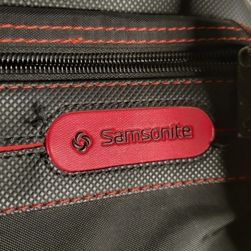 Samsonite excellent no